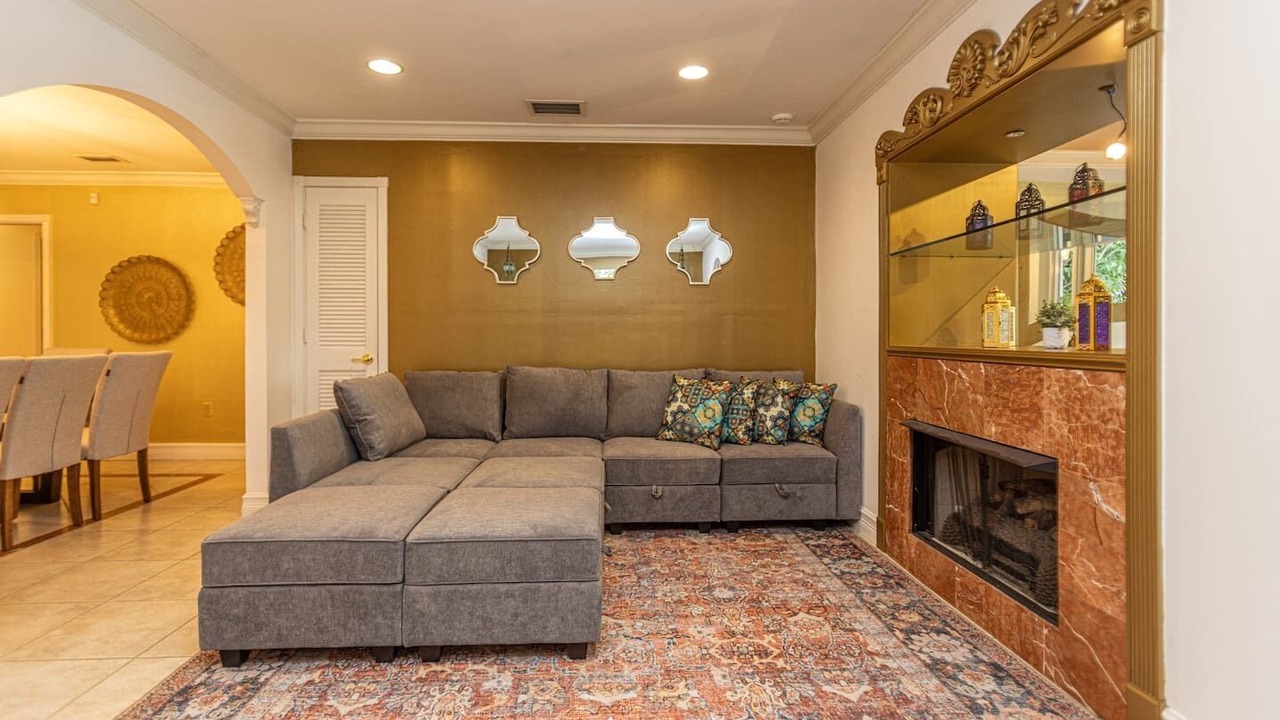 Photo of Livingroom in Coral Terrace