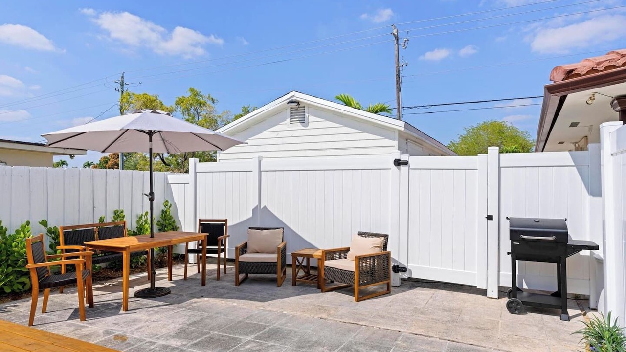 Photo of Outdoor in Ludlam
