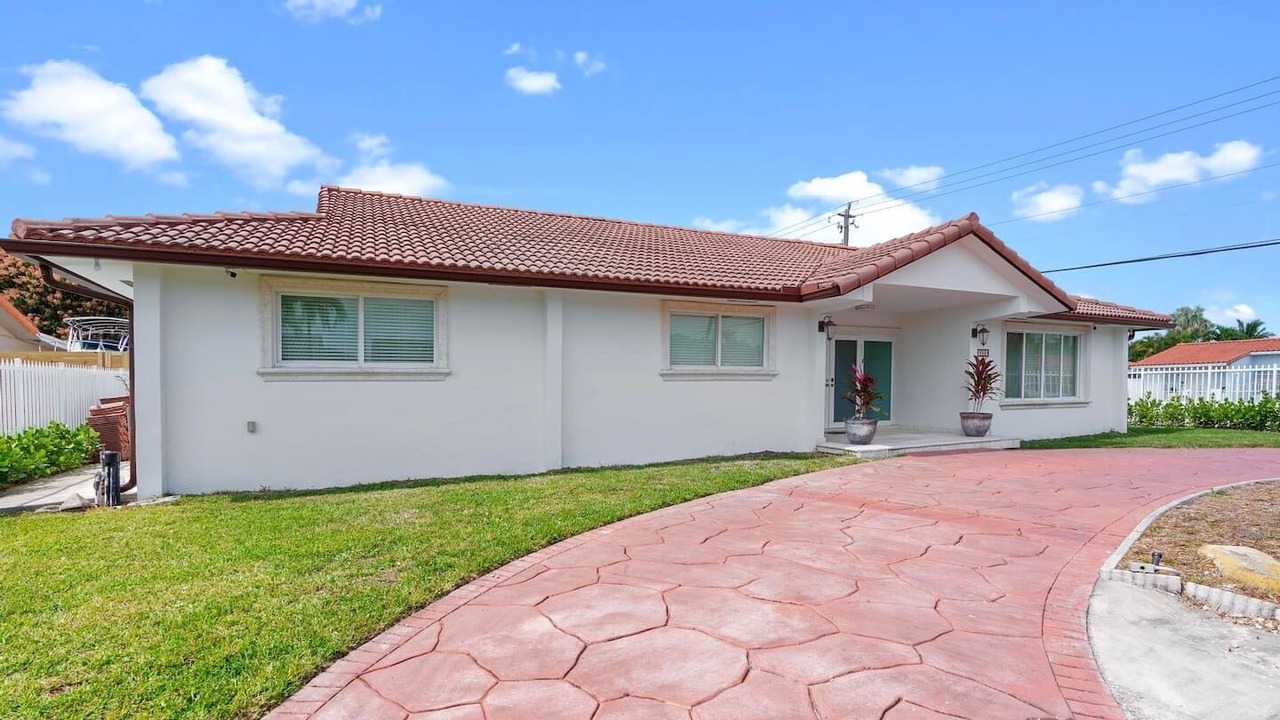 Photo of Outdoor in Ludlam