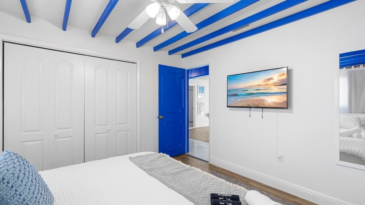 Photo of Bedroom in Ludlam