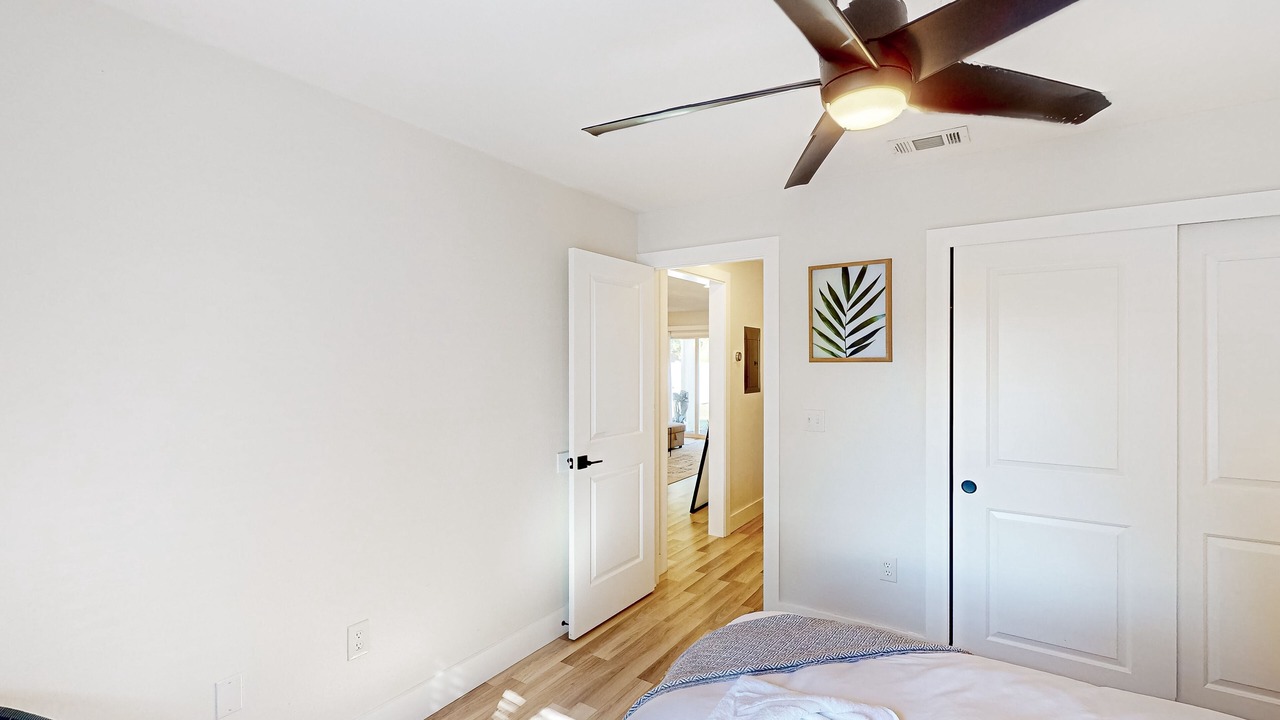 Photo of Bedroom in Bay Acres