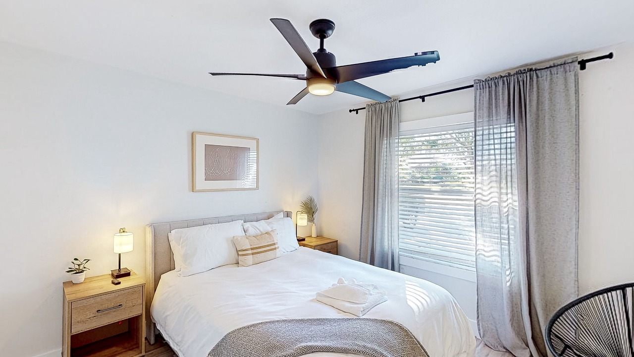 Photo of Bedroom in Bay Acres
