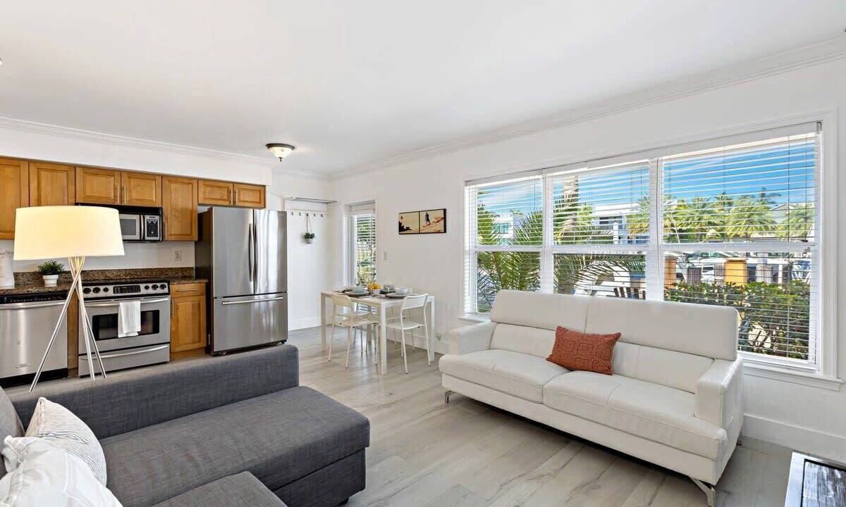 Photo of Livingroom in Colee Hammock