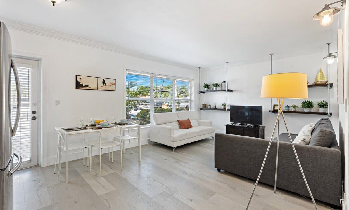 Photo of Livingroom in Colee Hammock
