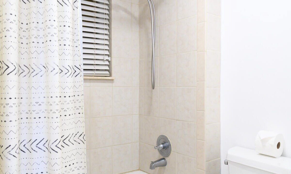 Photo of Bathroom in Hendricks and Venice Isles