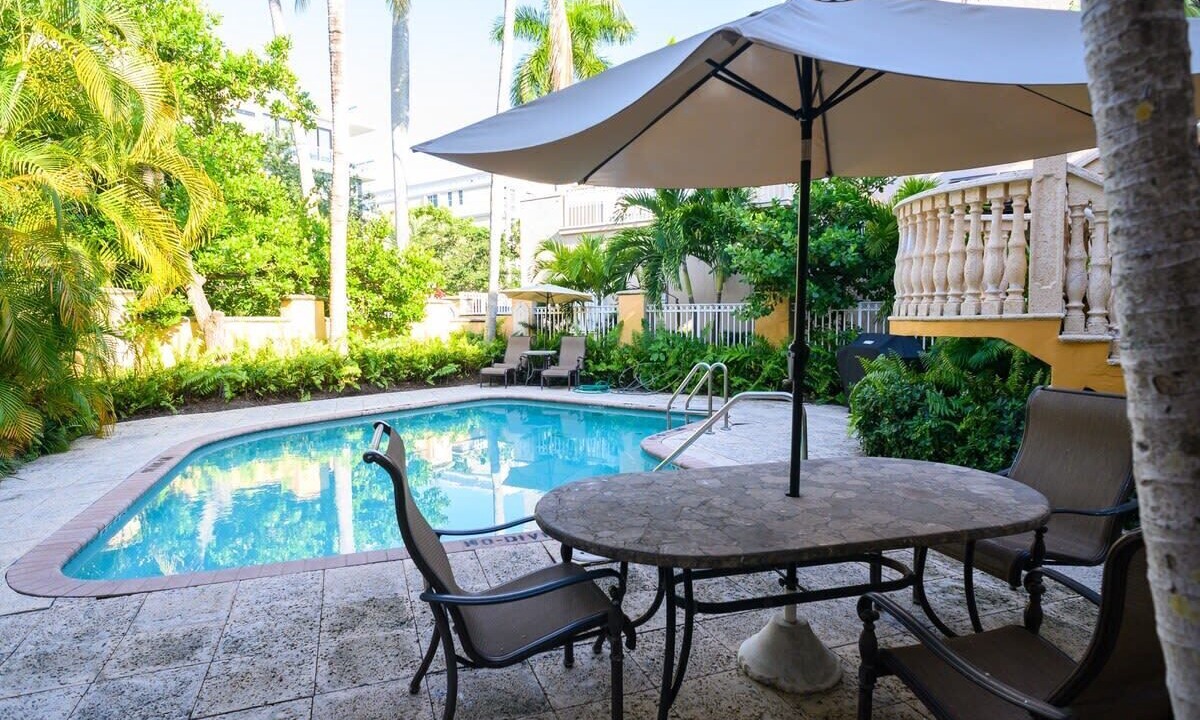 Photo of Outdoor in Hendricks and Venice Isles