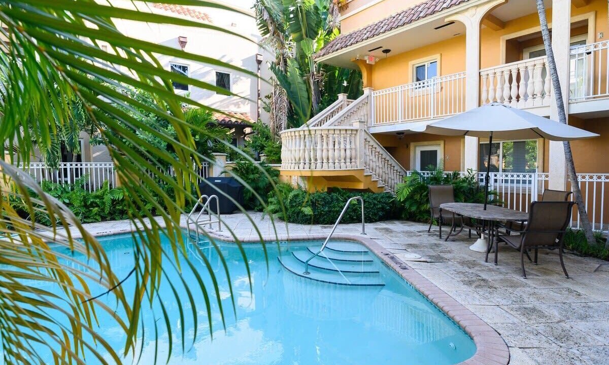 Photo of Outdoor in Hendricks and Venice Isles