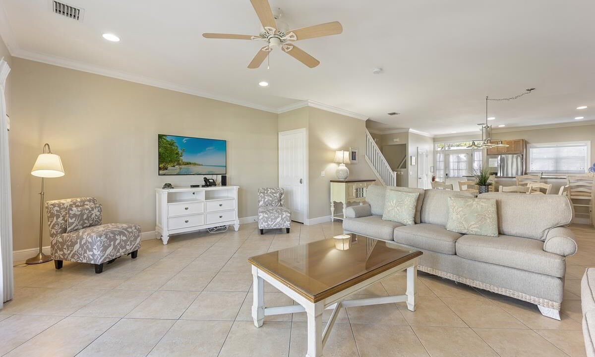 Photo of Livingroom in Indigo Reef Marina Homes
