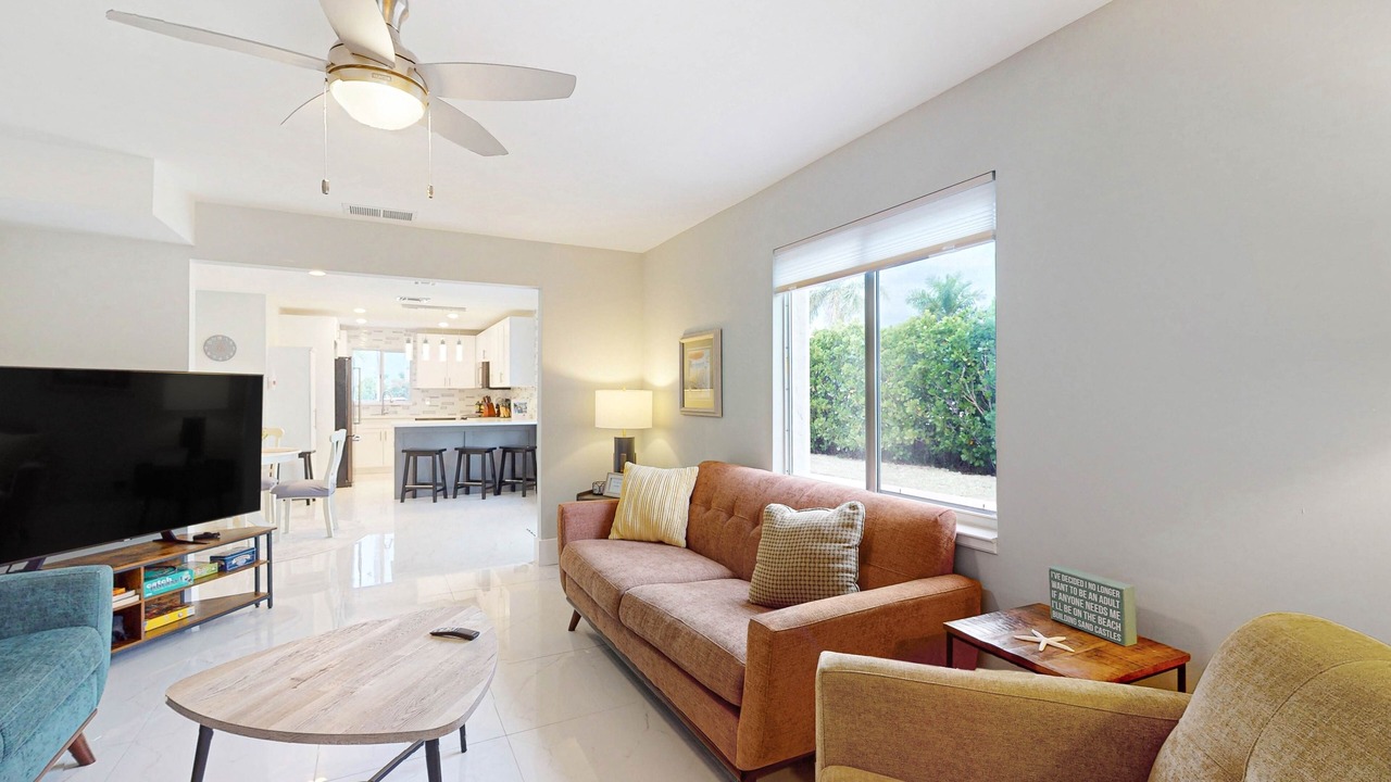 Photo of Livingroom in Isles of Capri