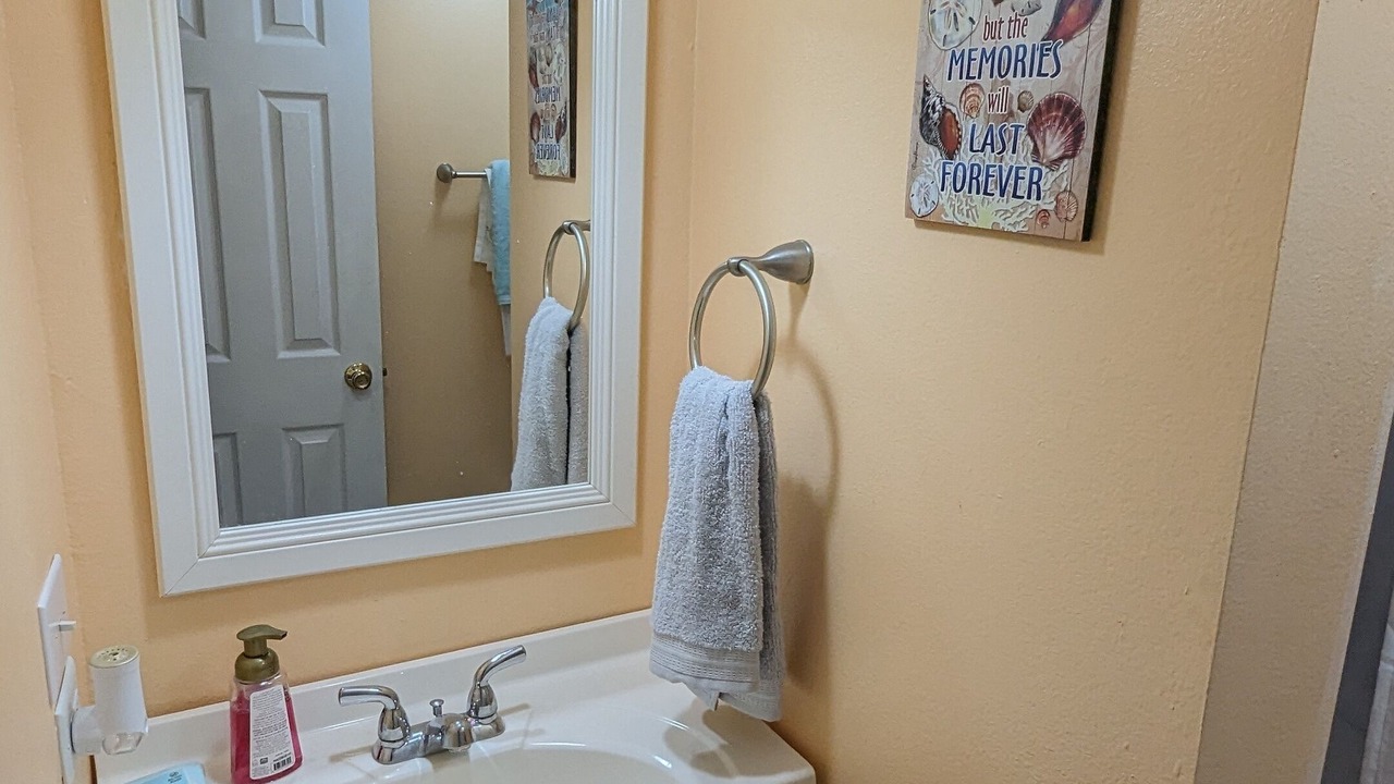Photo of Bathroom in Edgewater