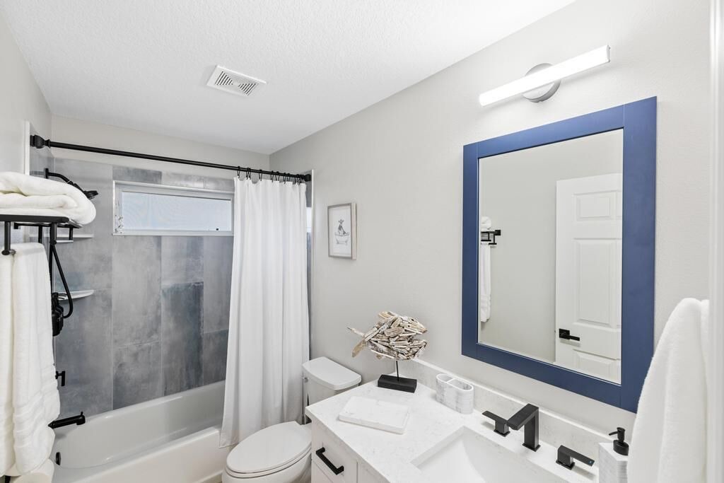 Photo of Bathroom in Laurel