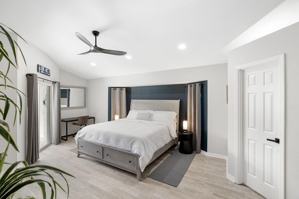 Photo of Bedroom in Laurel