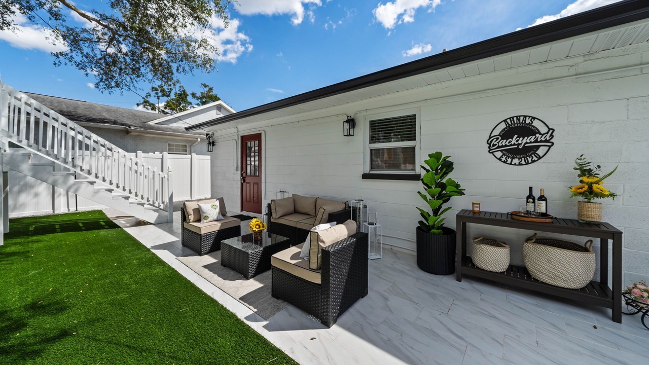 Photo of Patio Balcony in Oakford Park