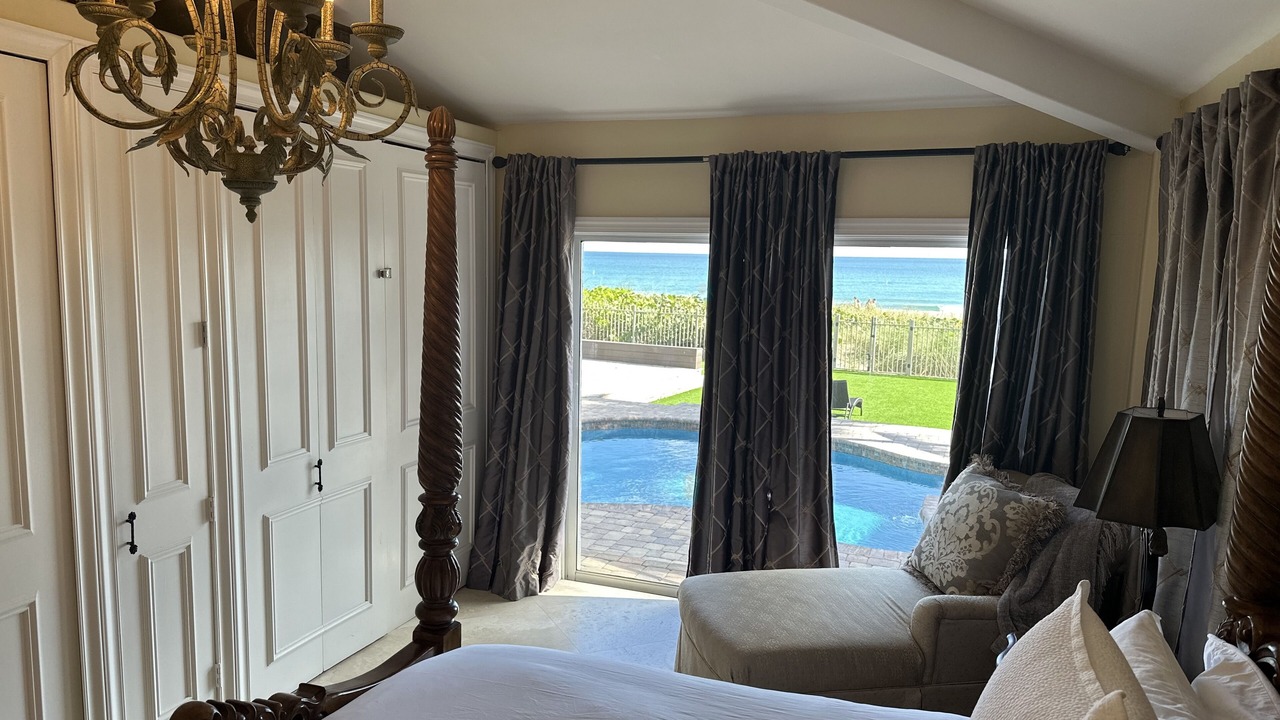 Photo of Bedroom in Deerfield Beach