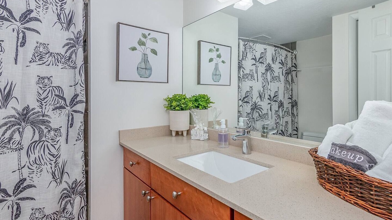 Photo of Bathroom in Tropic