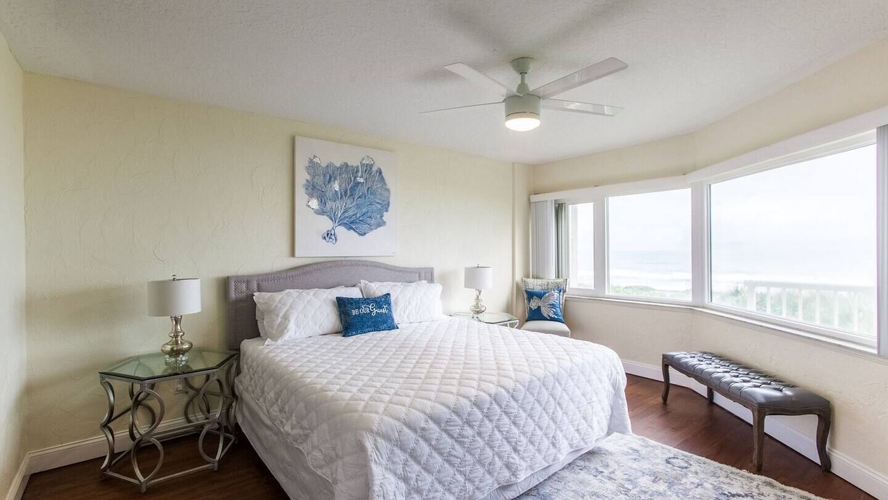 Photo of Bedroom in Tropic
