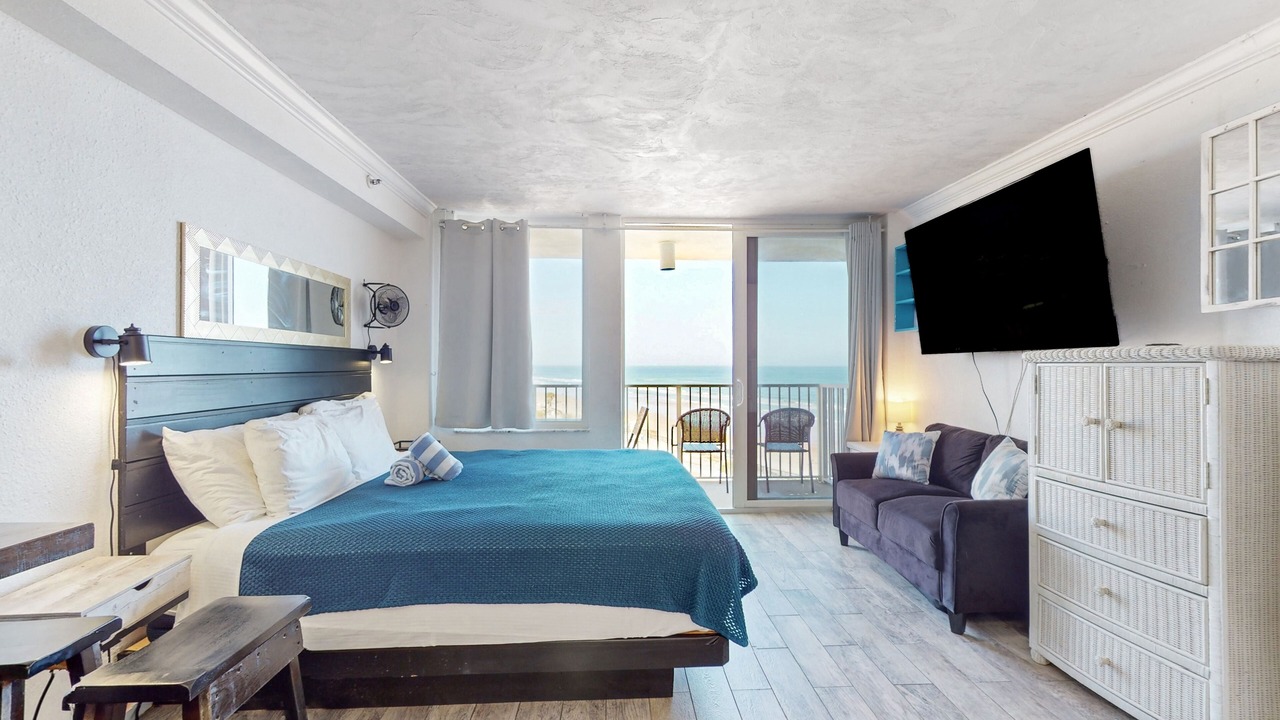 Photo of Bedroom in Lenox Park