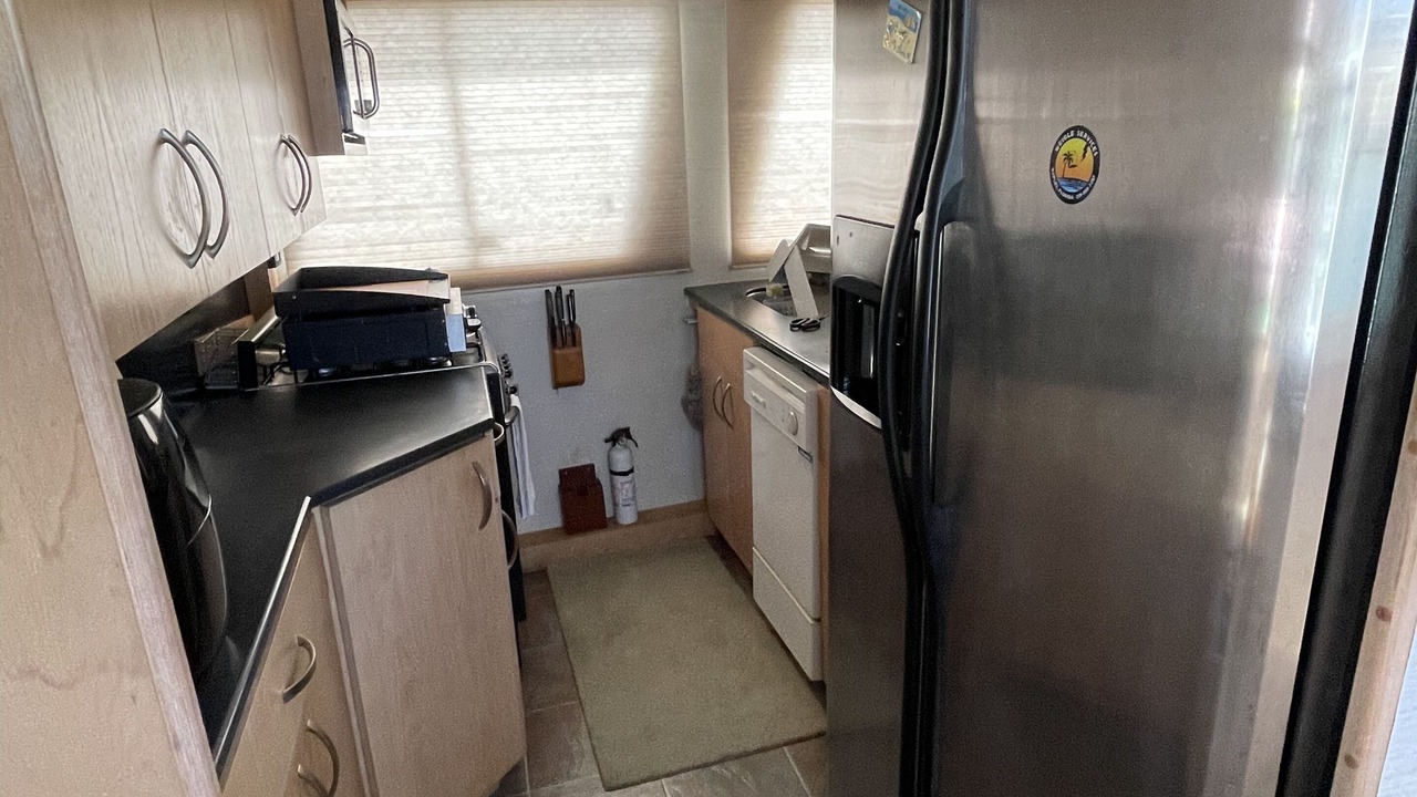 Photo of Kitchen in Isles of Capri