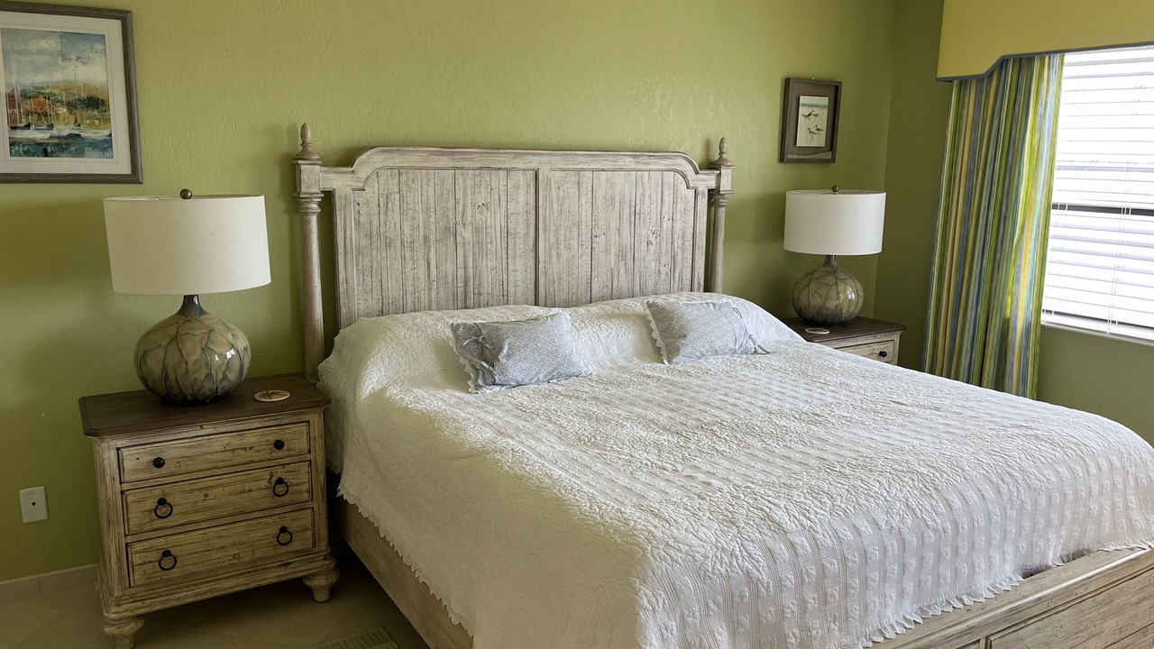 Photo of Bedroom in Punta Rassa