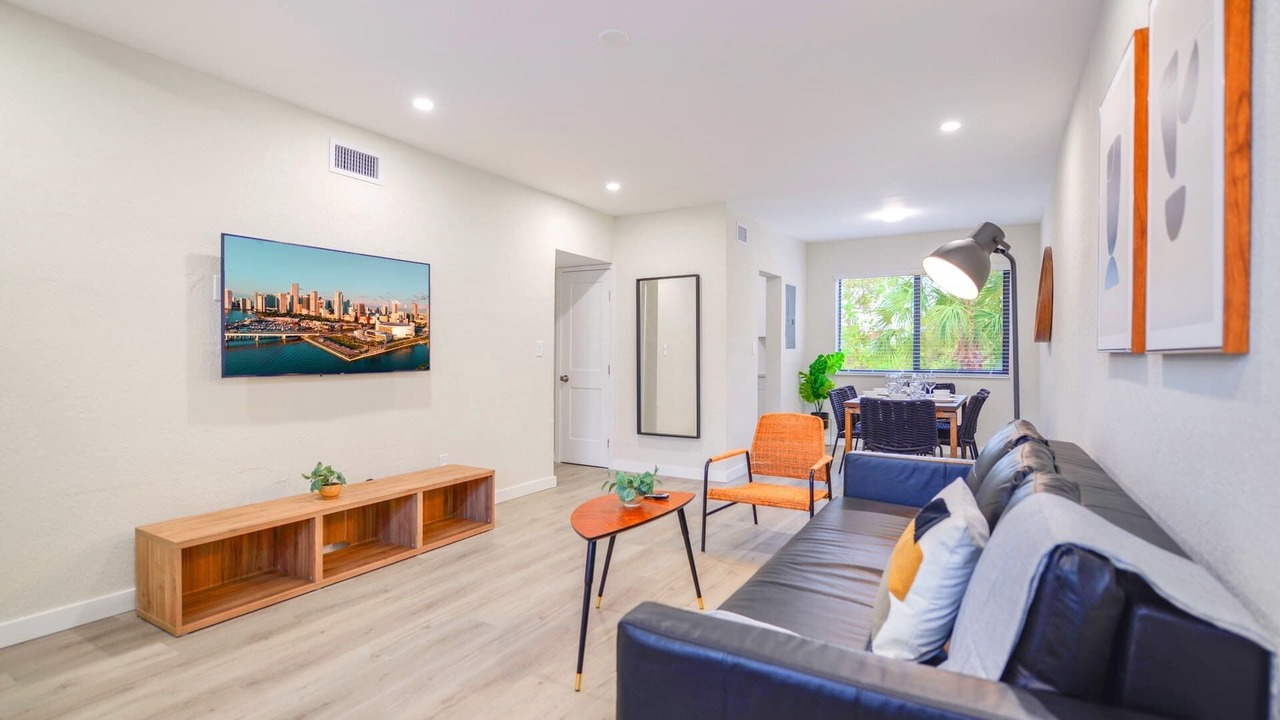 Photo of Livingroom in East Little Havana