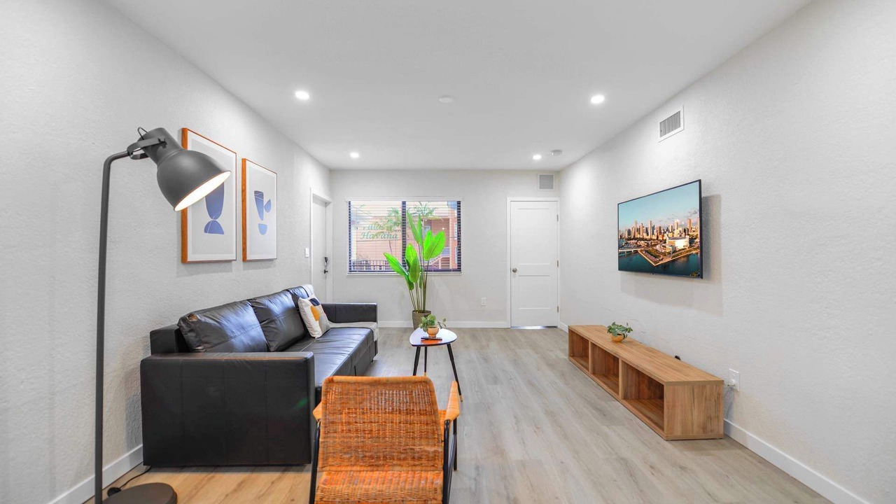Photo of Livingroom in East Little Havana