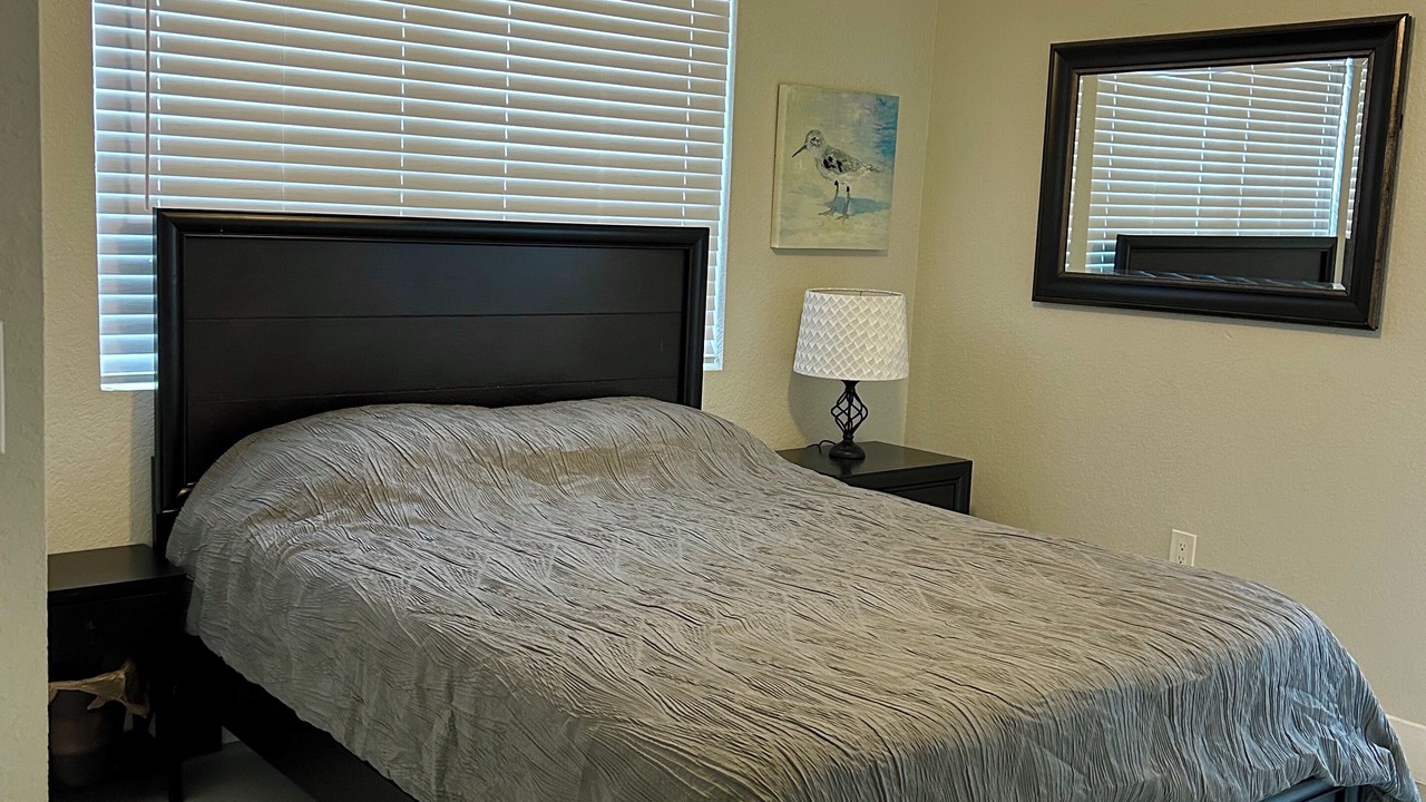 Photo of Bedroom in Flamingo Parks