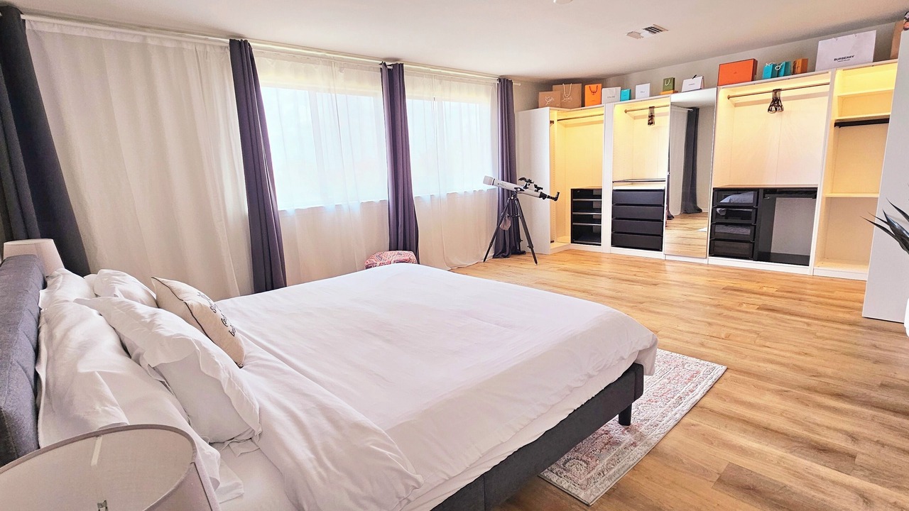 Photo of Bedroom in Three Oaks