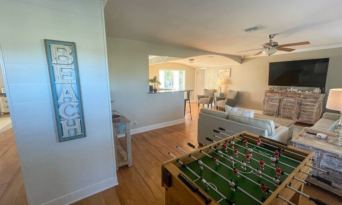Photo of Bedroom in Golden Beach Estates