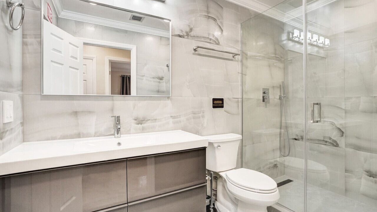 Photo of Bathroom in Hollywood Hills