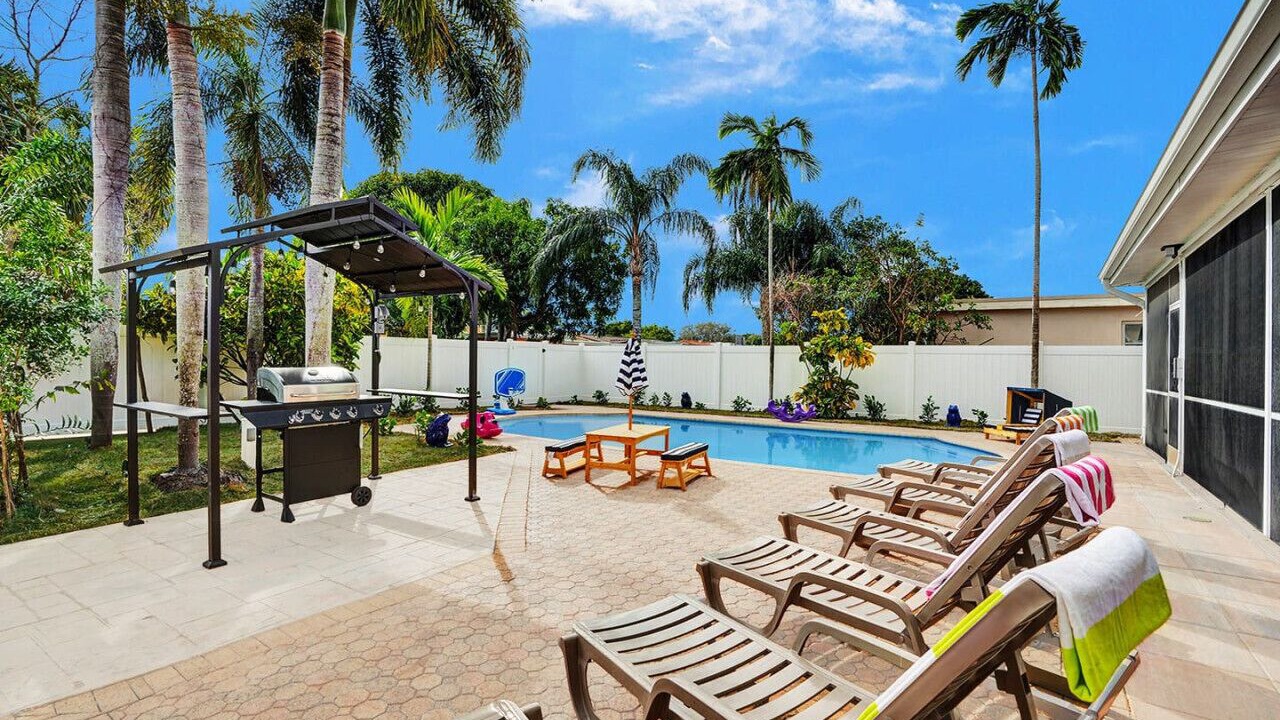 Photo of Outdoor in Hollywood Hills