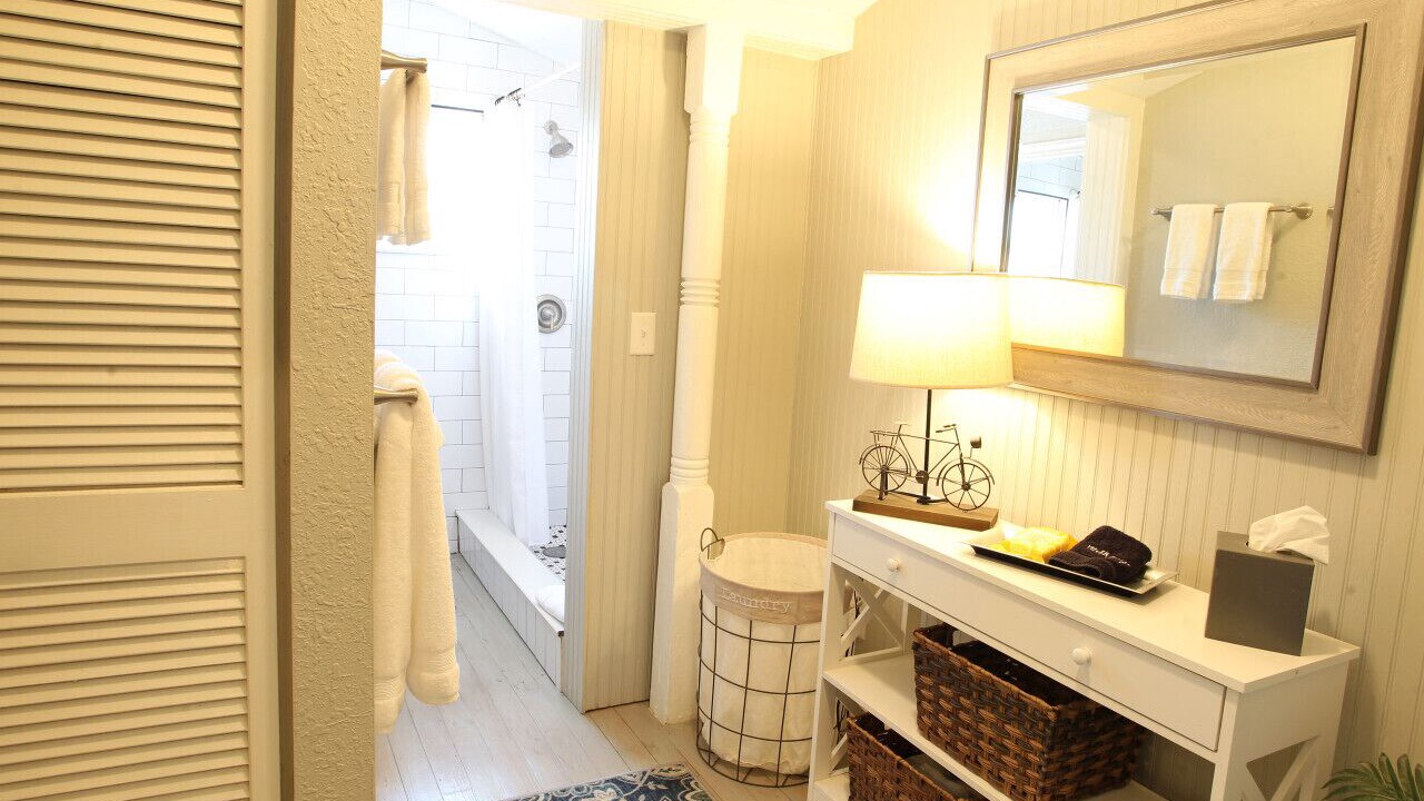 Photo of Bathroom in Downtown Dunedin