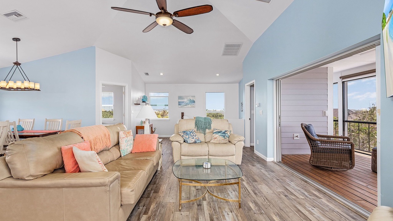 Photo of Livingroom in Jose's Hideaway