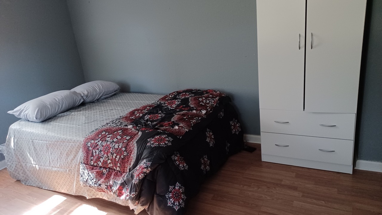 Photo of Bedroom in Lakewood