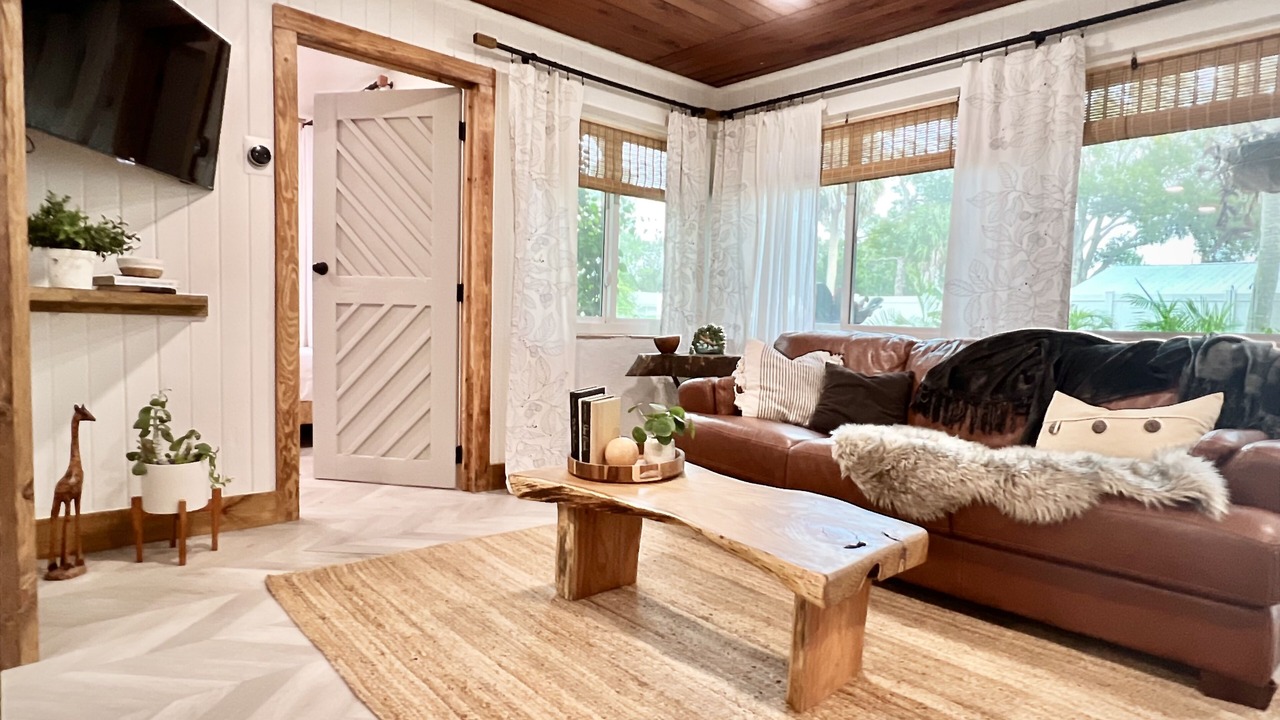 Photo of Livingroom in South Sarasota