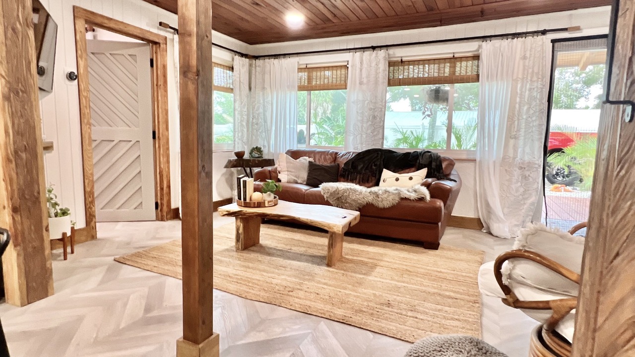 Photo of Livingroom in South Sarasota