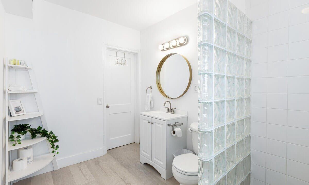 Photo of Bathroom in Victoria Park