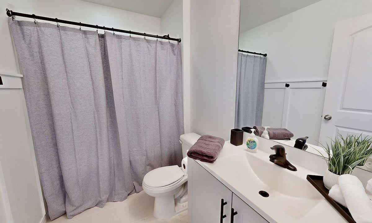 Photo of Bathroom in Brooksville