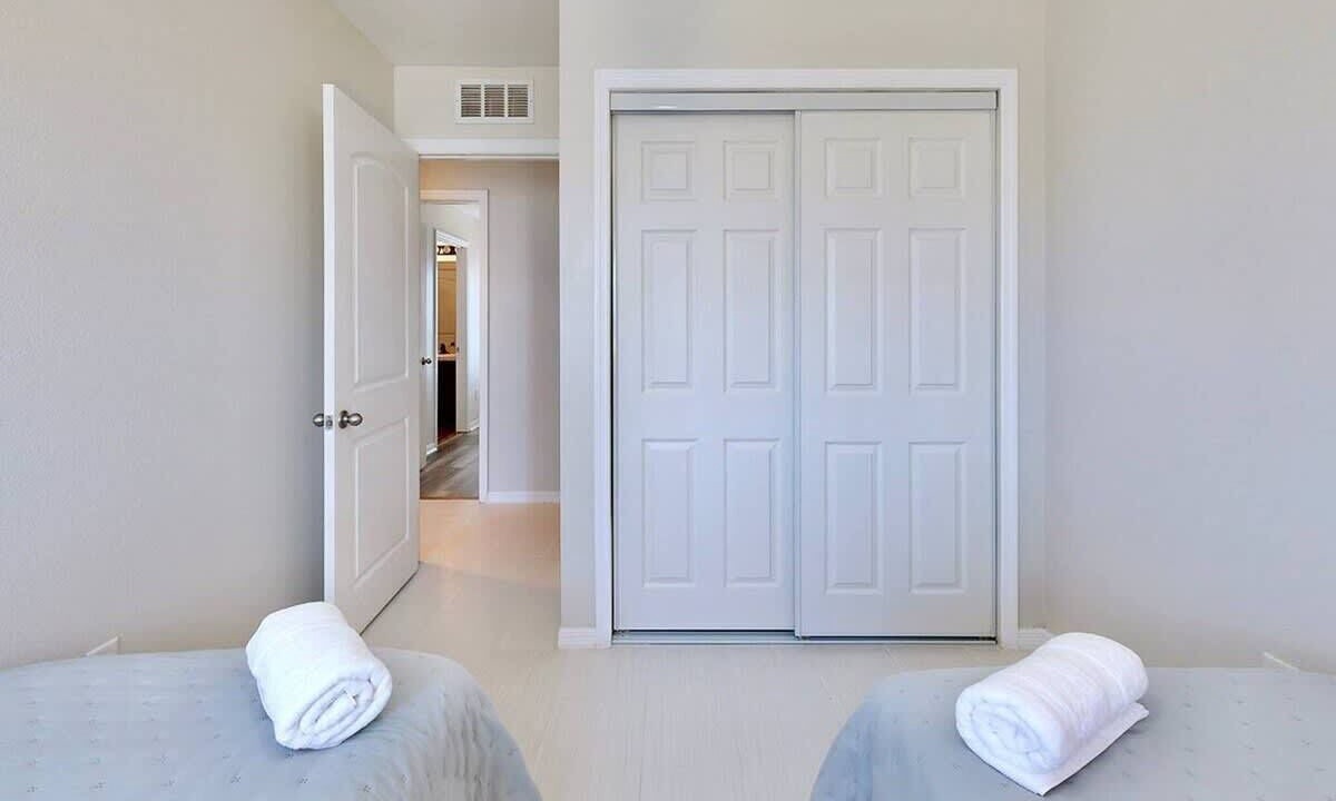 Photo of Bedroom in Brooksville