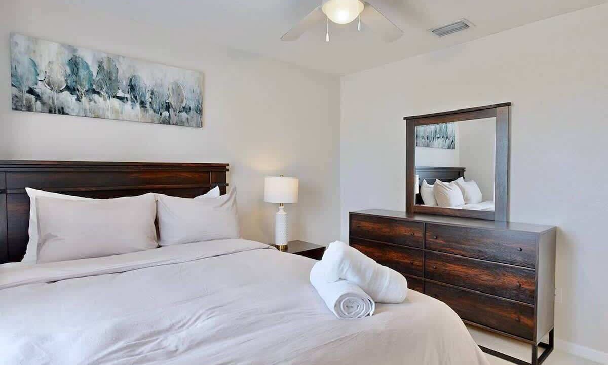 Photo of Bedroom in Brooksville