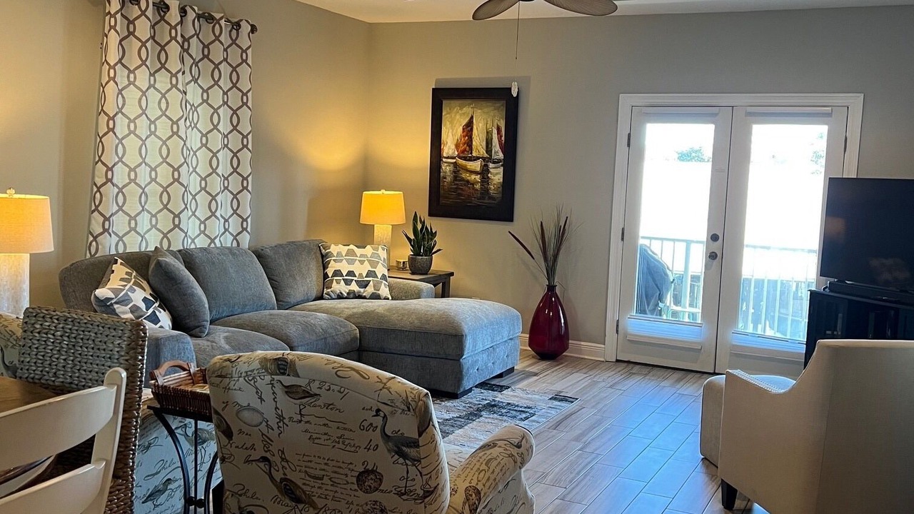 Photo of Livingroom in Gulf Lagoon Beach