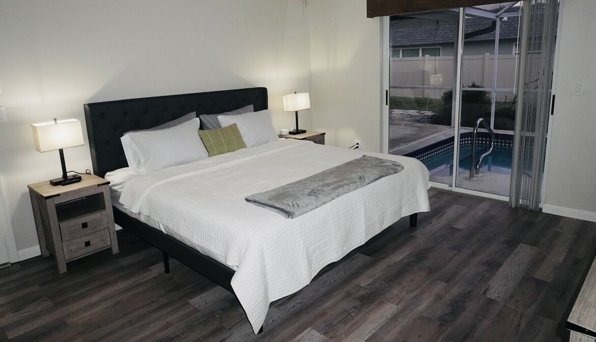 Photo of Bedroom in Venice Gardens
