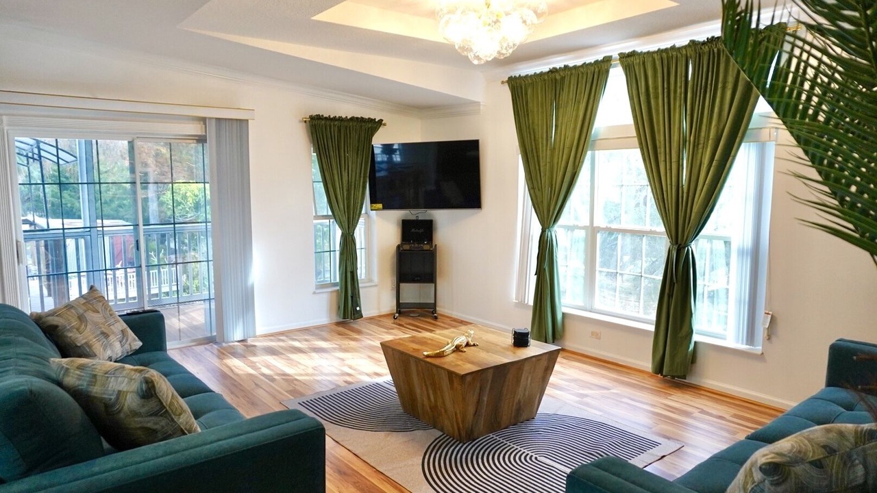 Photo of Livingroom in Weeki Wachee Gardens