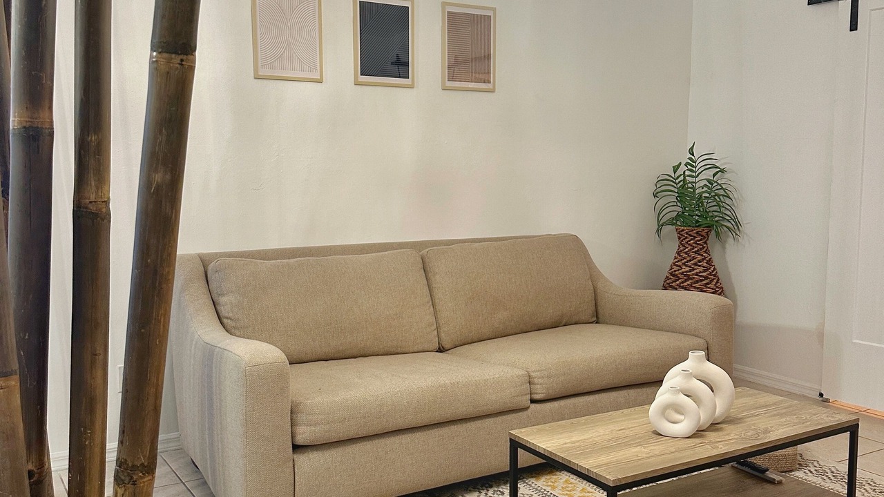 Photo of Livingroom in Golden Gate