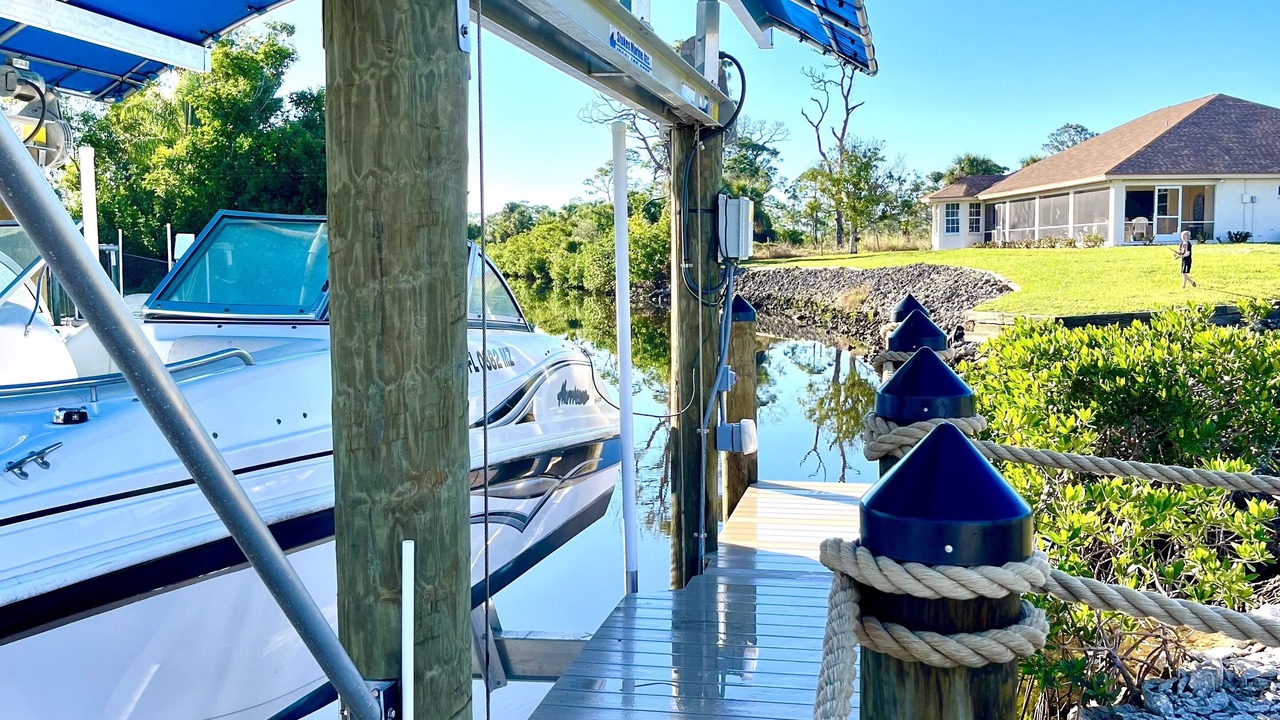 Photo of Others in Estero