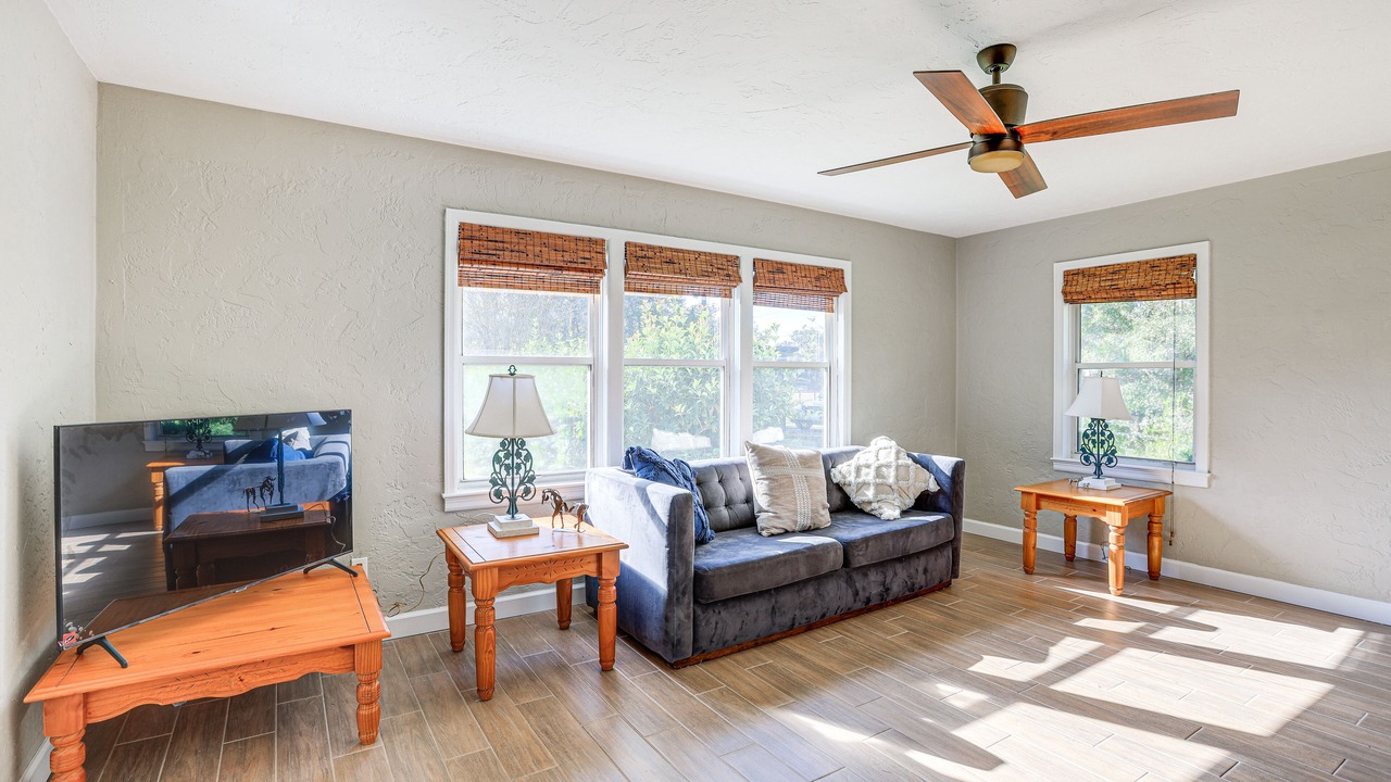 Photo of Livingroom in Newberry