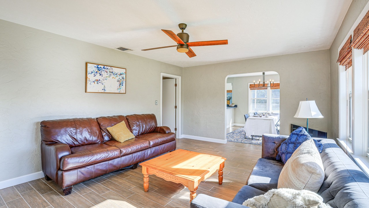 Photo of Livingroom in Newberry