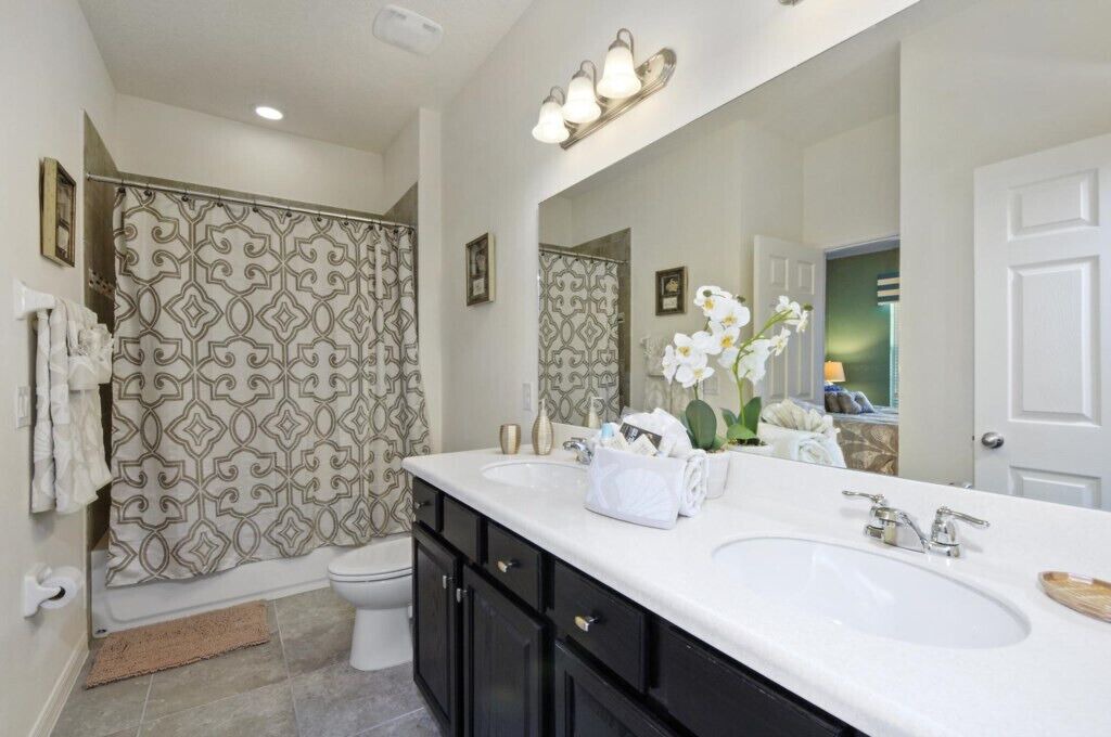 Photo of Bathroom in West Haven