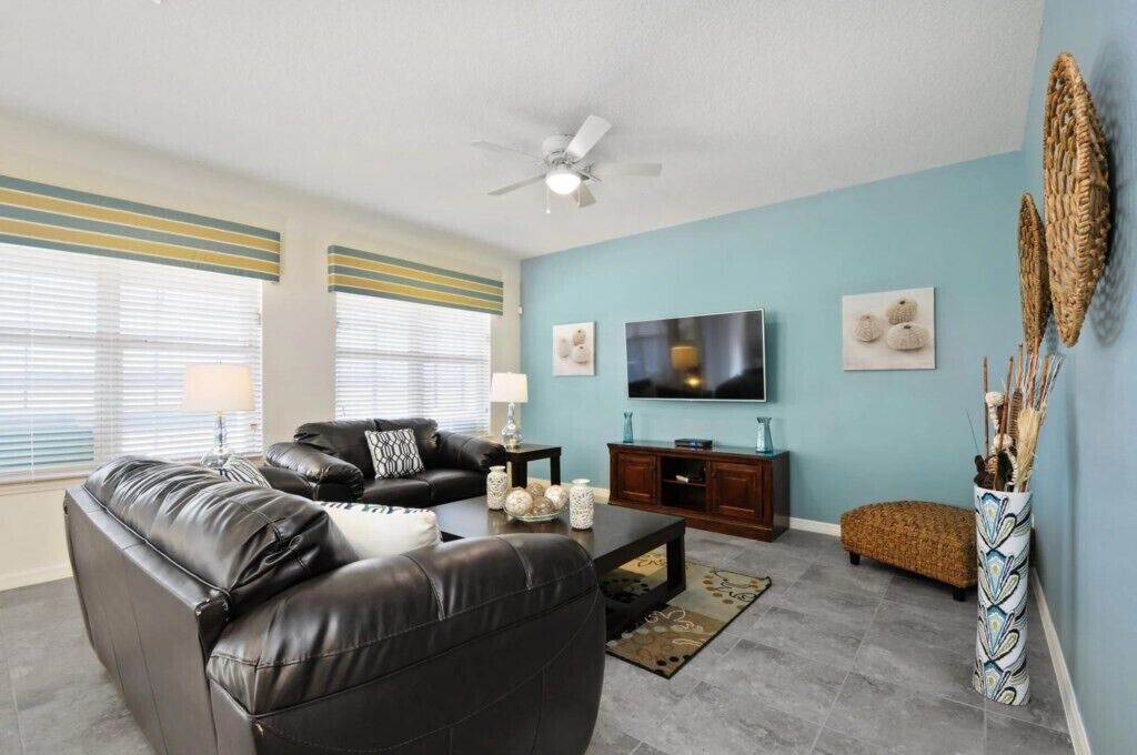 Photo of Livingroom in West Haven