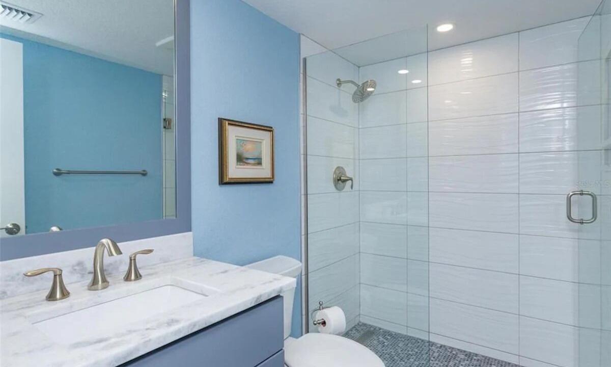 Photo of Bathroom in New Smyrna Beach