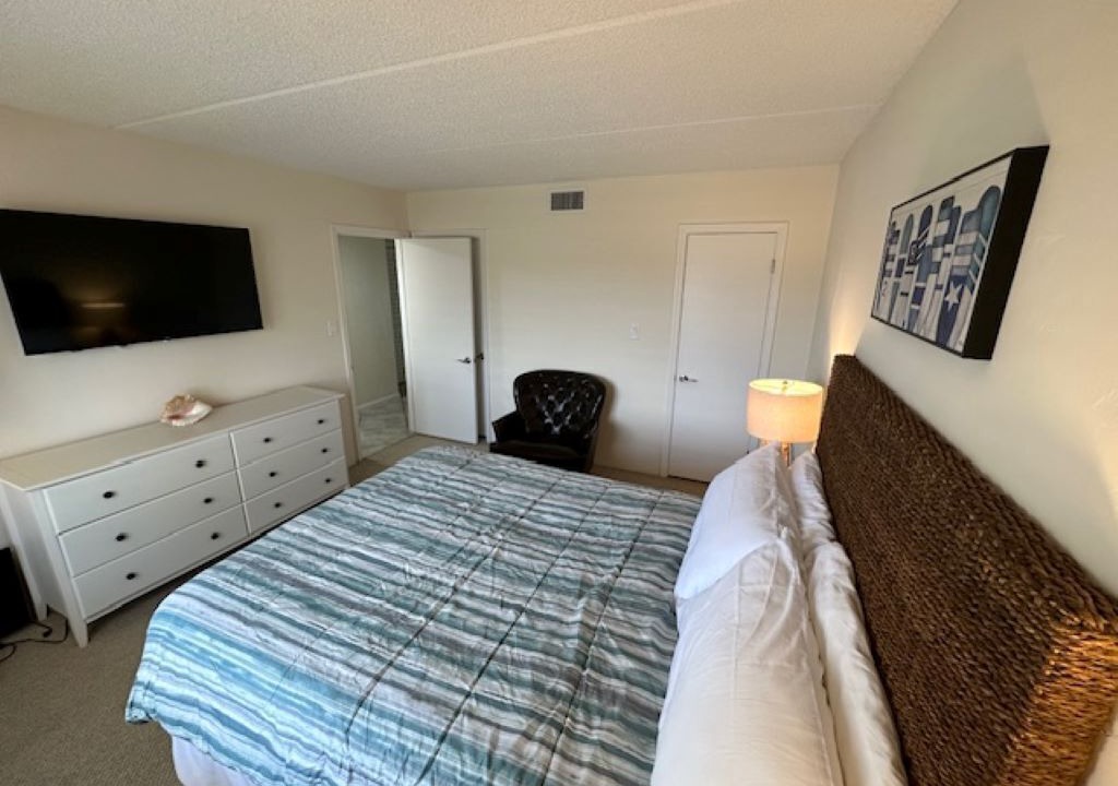 Photo of Bedroom in Oceanside Estates